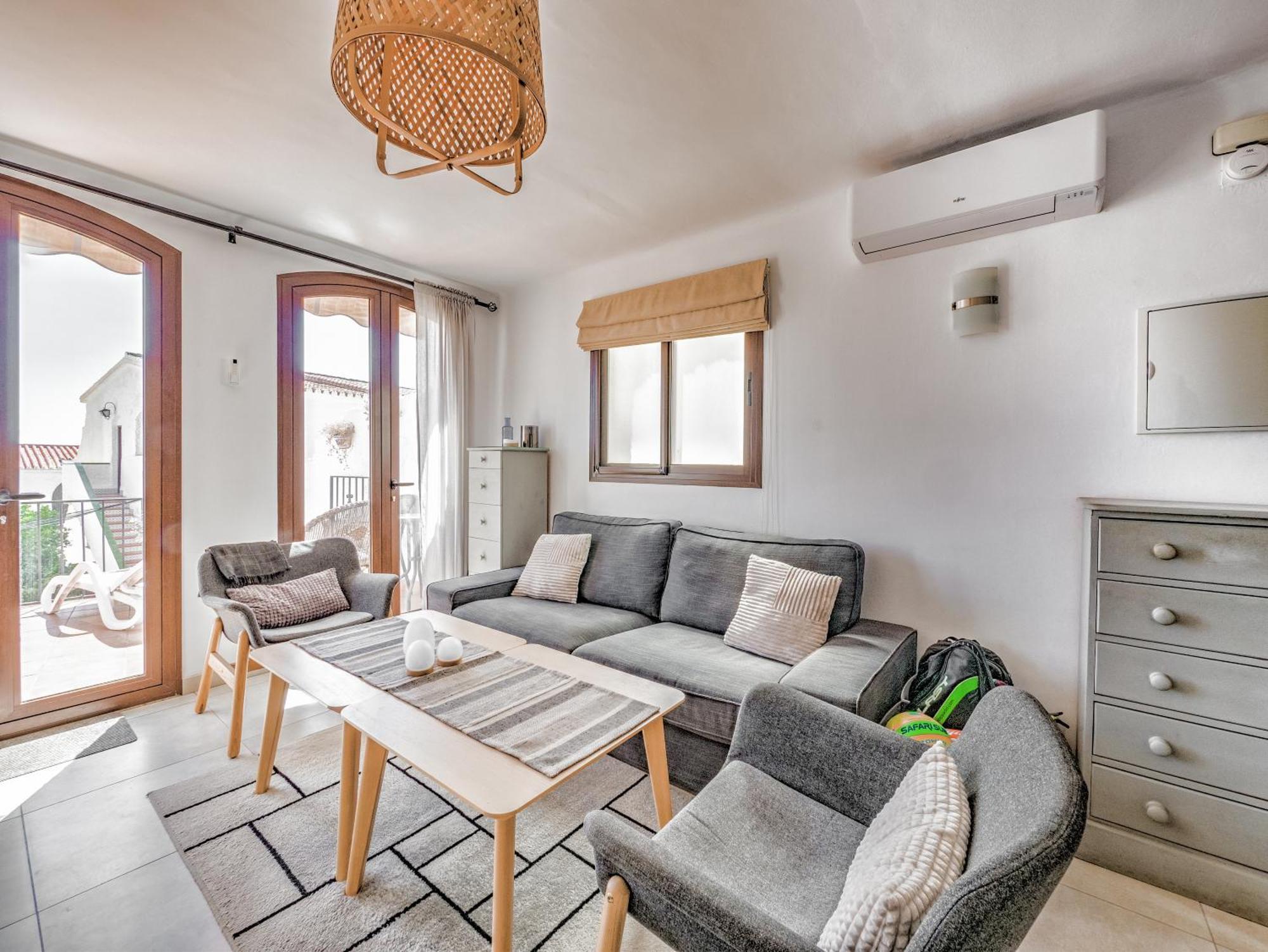 Hébergement de vacances Townhouse In Capistrano Village With 2 Pool Areas Nerja